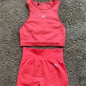 Oner Active classic seamless shorts and crop top in coral marl.